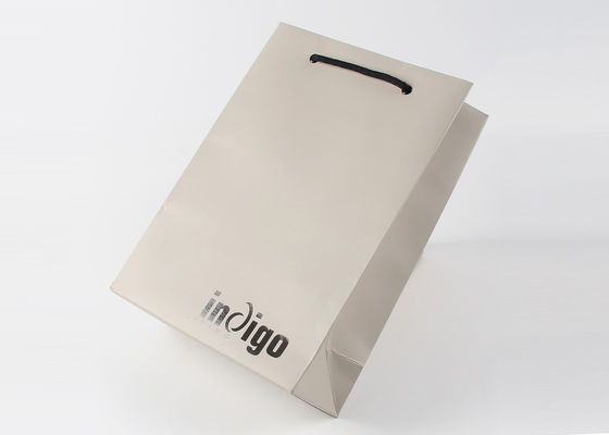 Freundliche Papiereinkaufstaschen Eco mit Nylonseil-Griffen und Stellen-UVoberflächenveredelung